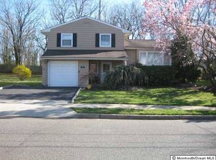 26 Edith Ave, Metuchen, NJ 08840