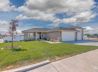 735 Oakmont St, Payette, ID 83661