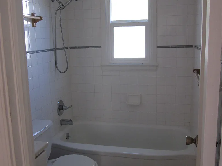 5553 S Prince St — Photo 8