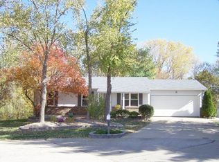 5 E Sunny Wood Ct, Saint Peters, MO 63376
