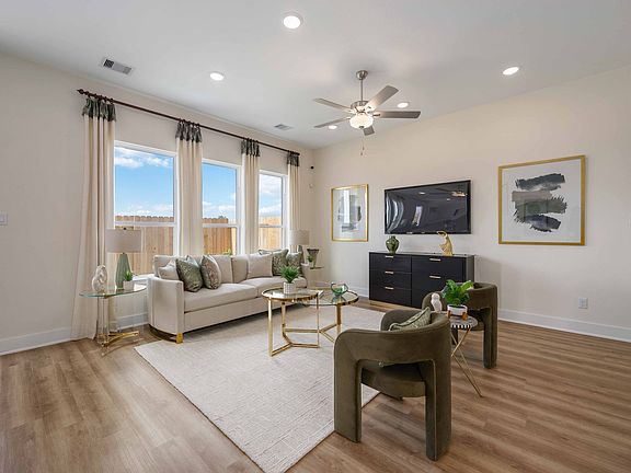 Alicante Model Home - Picasso Floorplan - Family Room