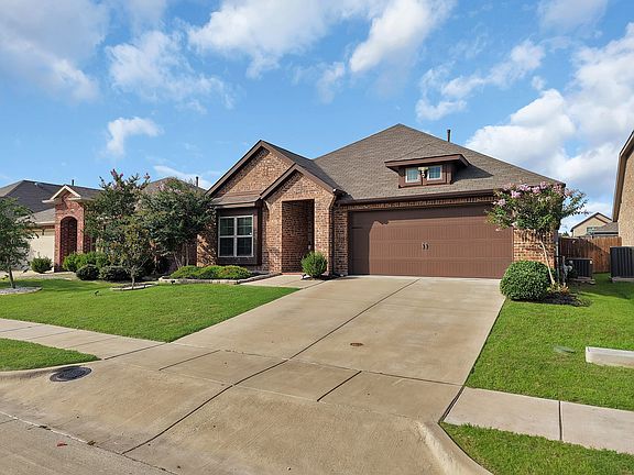 3rd image of 2299 Templin Ave