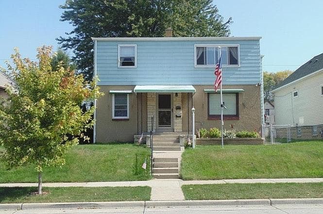 1st image of 3700 S Iowa Ave #A