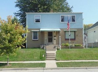 3700 S Iowa Ave #A, Saint Francis, WI 53235
