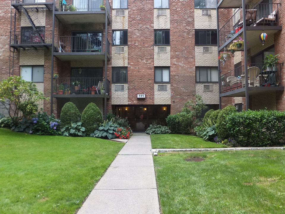 1st image of 111 Dehaven Dr APT 320