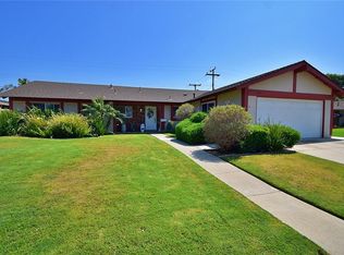 833 Saint Clair St, Costa Mesa, CA 92626