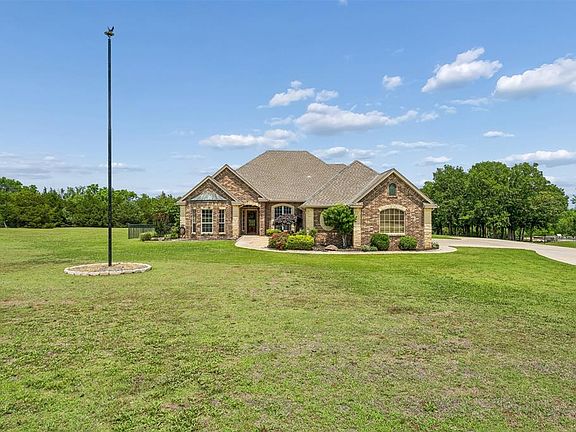 2nd image of 4601 Highland Hills Dr