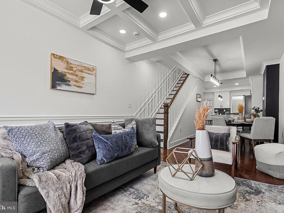 1st image of 1315 N Montford Ave