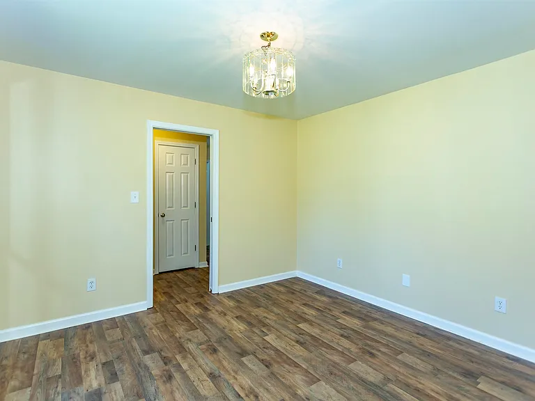 713 Jason Cir — Photo 11