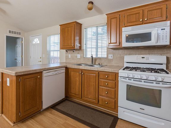 3rd image of 5344 Scotts Valley Dr Space 17
