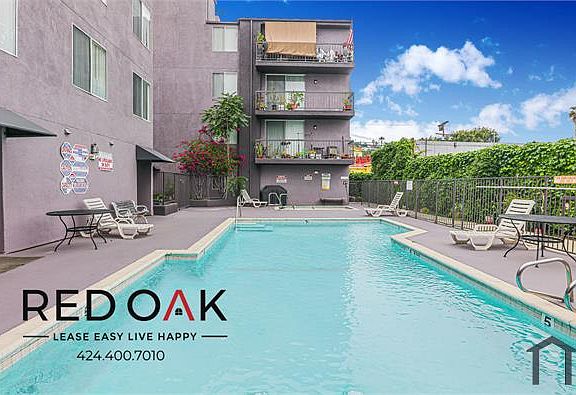 4th image of 4433 Eagle Rock Blvd #416