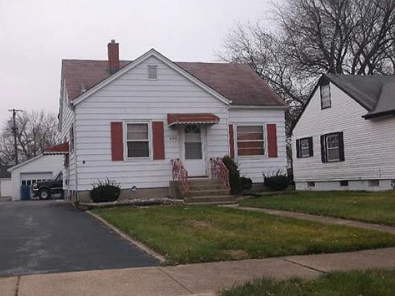 1st image of 458 E 161st Pl