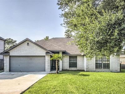 1902 Nogalus Dr, Crosby, TX, 77532