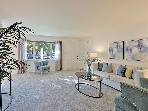 5th image of 3220 Irlanda Way