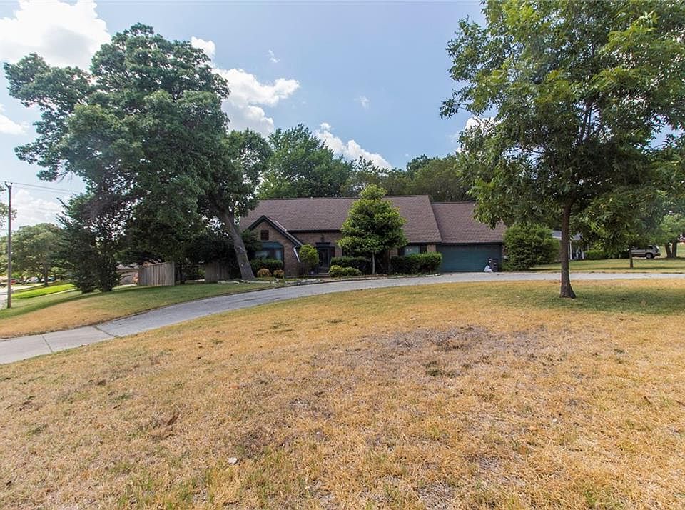 1st image of 5432 Woodway Dr