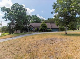 5432 Woodway Dr, Fort Worth, TX 76133