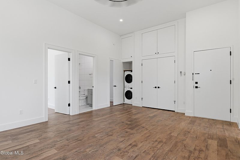 3rd image of 66 Horicon Avenue #2W