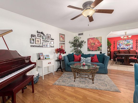 5th image of 2133 W Emelita Ave