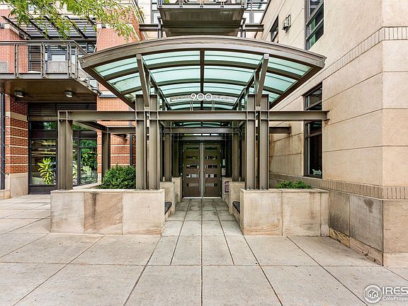 3rd image of 900 Pearl St #203