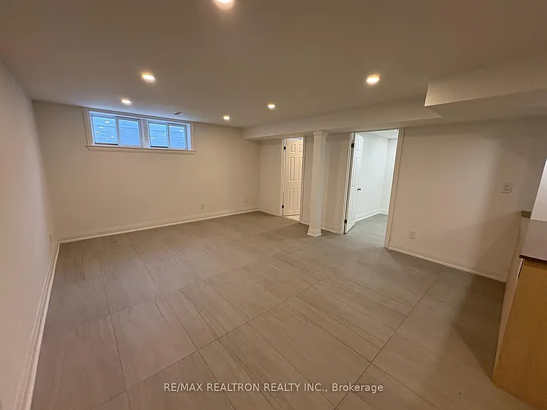 24 Fenelon Dr #BASEMENT — Photo 10