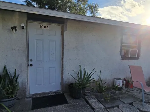 1004 58th Avenue Dr E, Bradenton, FL 34203