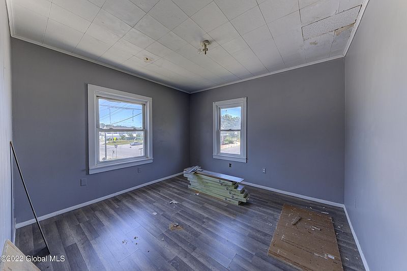 3rd image of 70 East Street