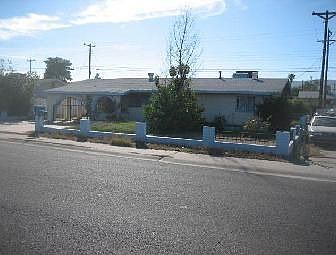 1st image of 2111 E Burgess Ln