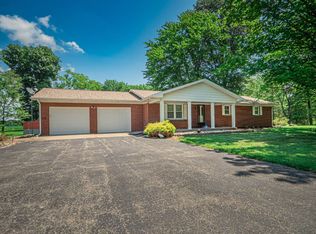 1437 Highway 69 N, New Harmony, IN 47631
