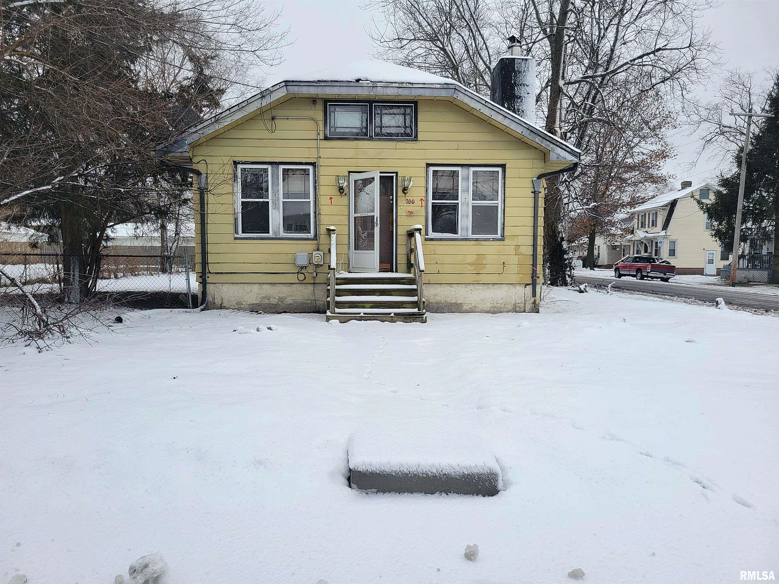 700 E Gift Ave photo 1
