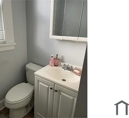 34 Greenwood Hill St #2R — Photo 9