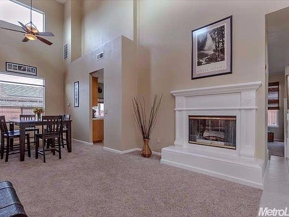 2nd image of 405 Dove Dr