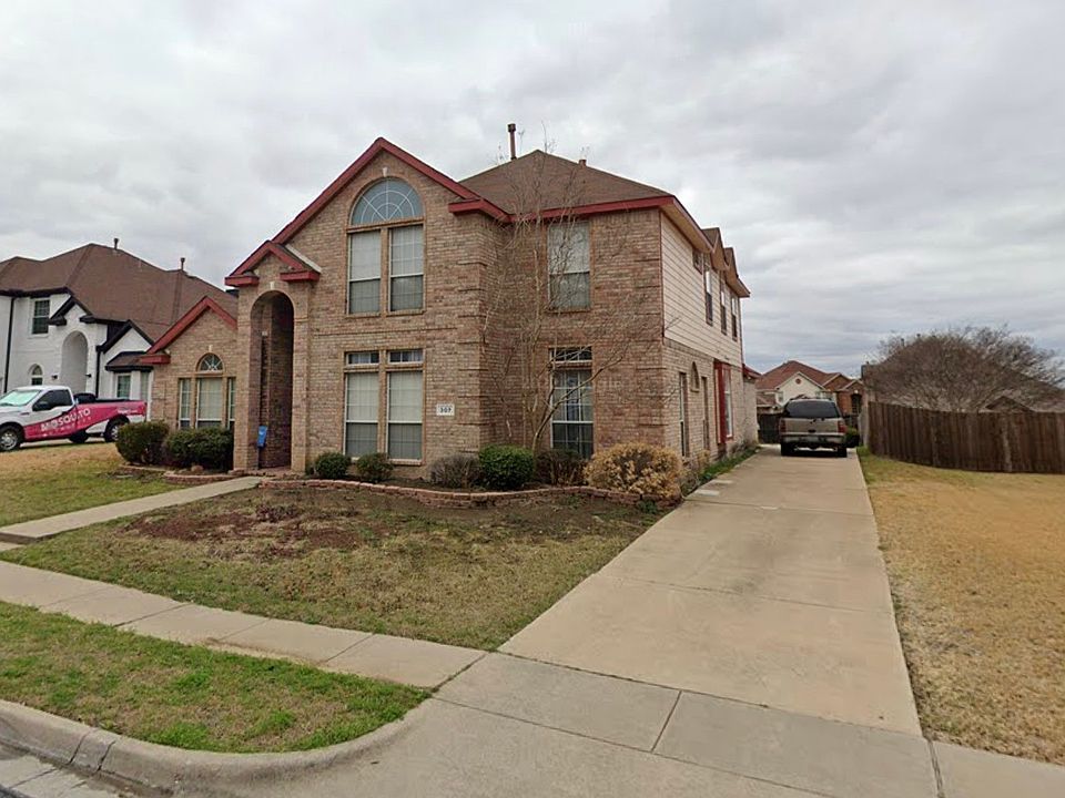 1st image of 307 Fort Edward Dr