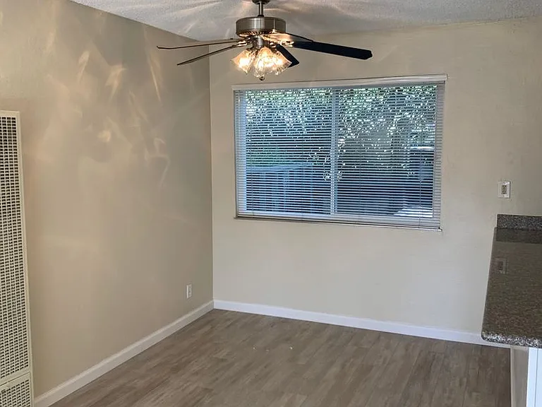 1530 Alta Glen Ct — Photo 1