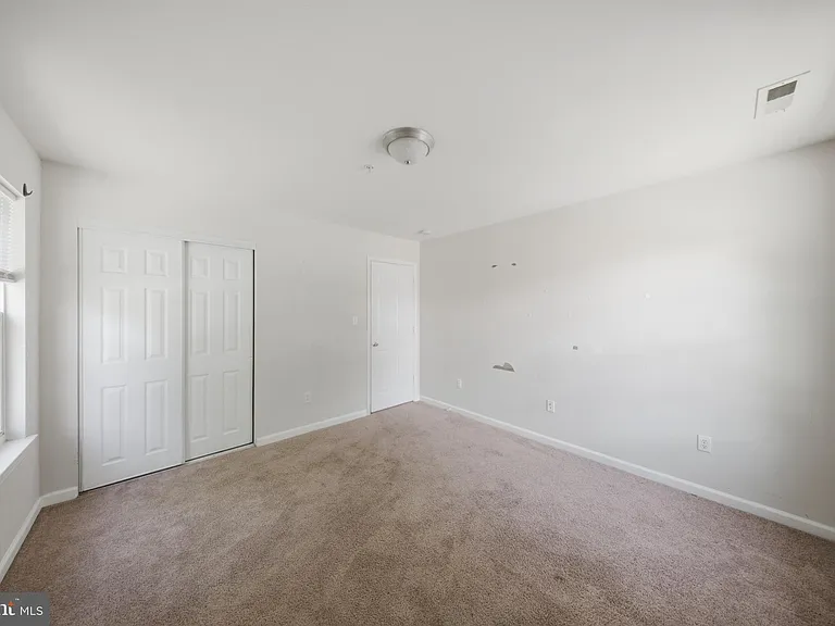 7611 Temple Hill Rd — Photo 16
