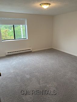 3rd image of 25 Brooks Park