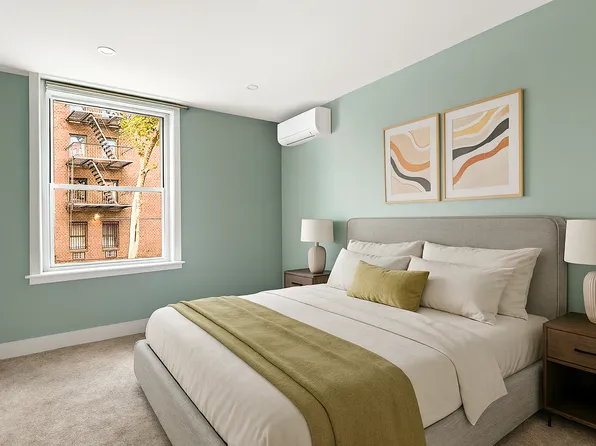 668 Washington Street image 8 of 14