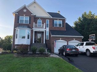 709 Shanks Evans Rd NE, Leesburg, VA 20176