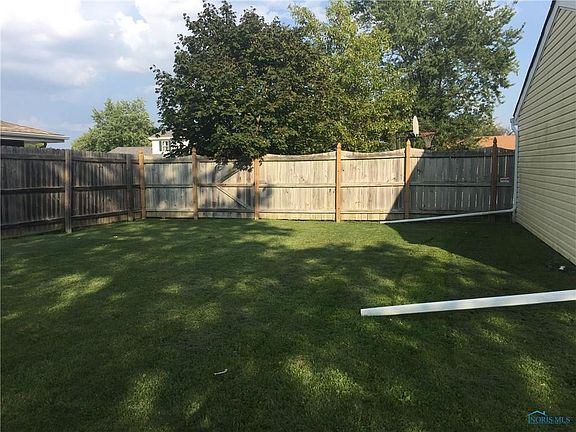 2nd image of 324 Auburn Ln