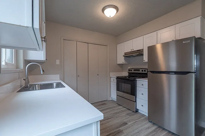 Briarwood Townhomes — Photo 4