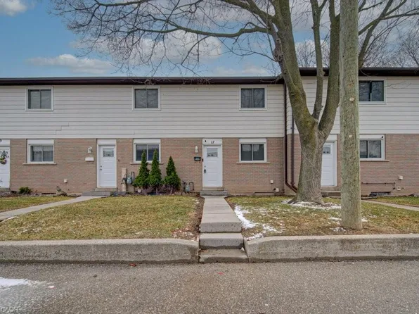379 Darling St #17, Brantford, ON N3S 7G4
