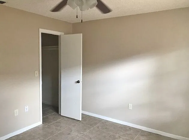 2 bed, 1.0 bath, 900 sqft, $1,195 — Photo 2