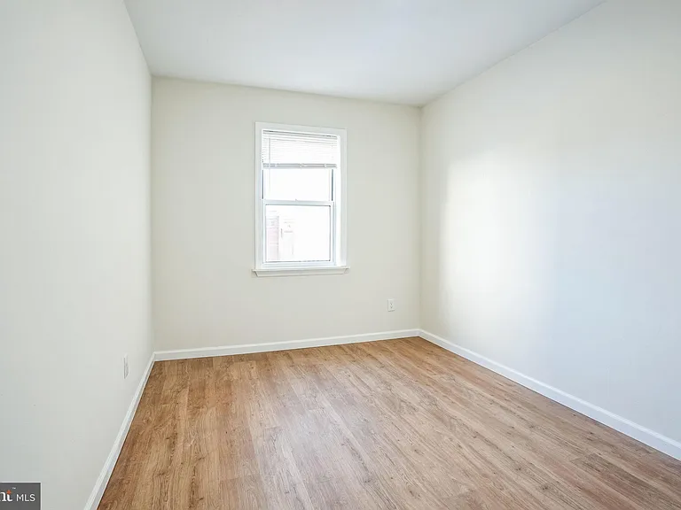 435 N 32nd St #2 — Photo 25
