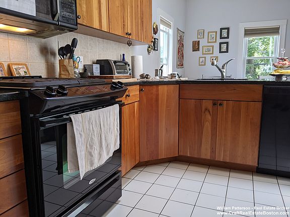 5th image of 184 White St #2