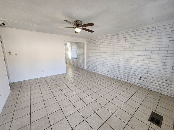 2nd image of 1409 Aspen Dr APT D