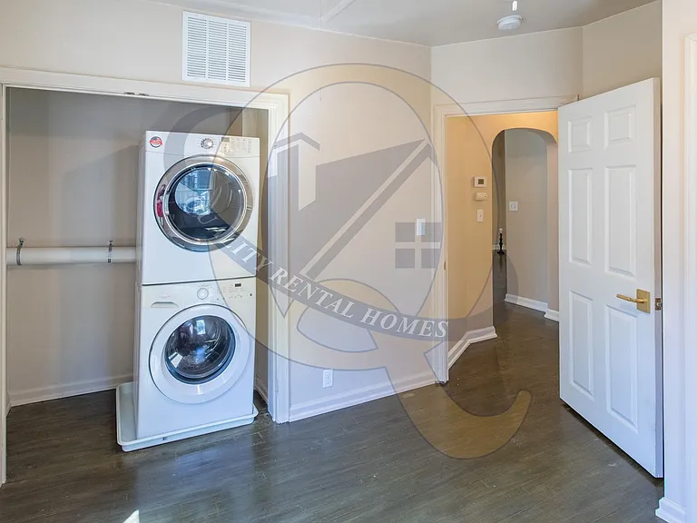 2468 Beulah St — Photo 7