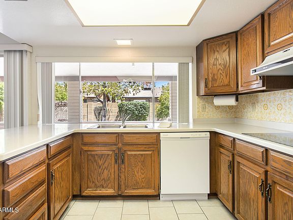 3rd image of 14029 N 39th Drive