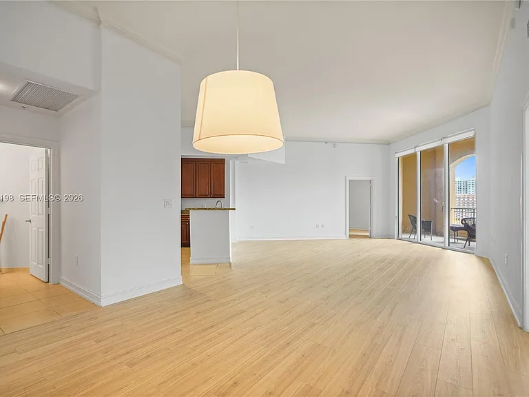 3001 NE 185th St #716 — Photo 5