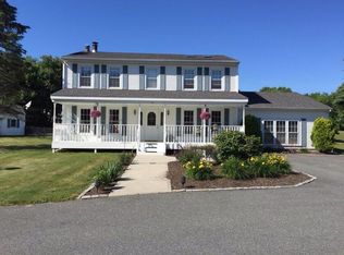 41 Brook Farm Rd N, South Kingstown, RI 02879