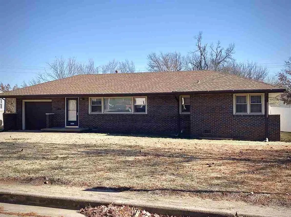 205 N 13th St, Ponca City, OK 74601