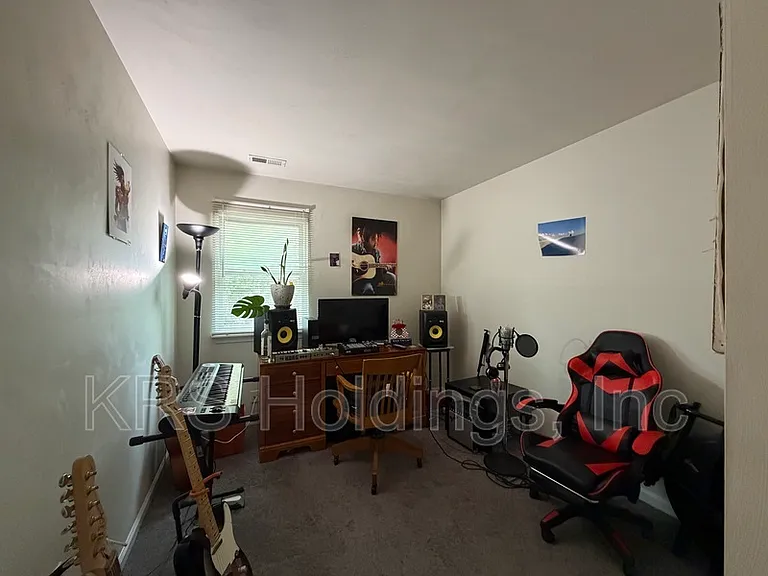 416 Hill Meadow Dr — Photo 9